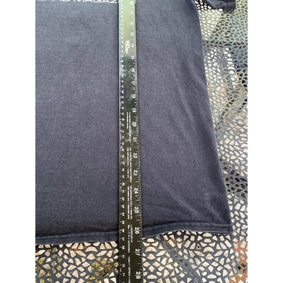 Vintage Y2K Thrasher Skateboard Magazine black and white tee Size M - Picture 6 of 6